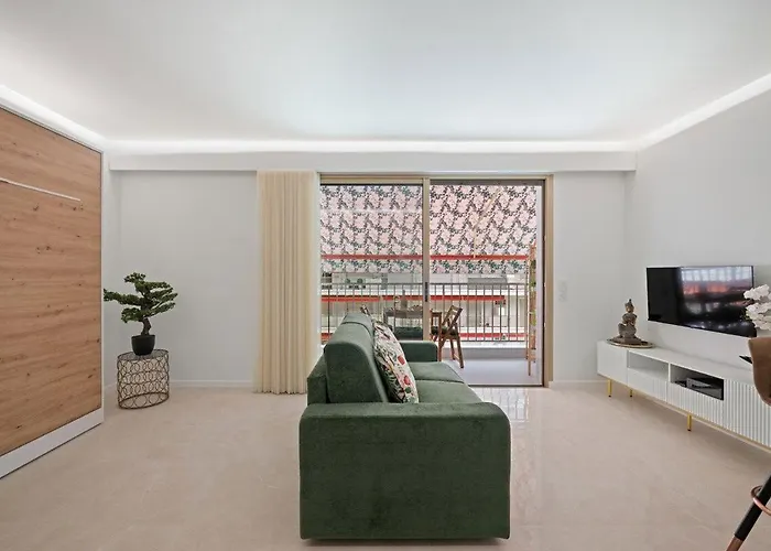 아파트 Lamazonico - Proche Centre - Terrasse Clim Plage 멍똥