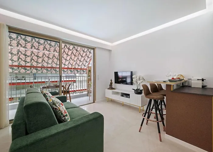 Lamazonico - Proche Centre - Terrasse Clim Plage 아파트 멍똥